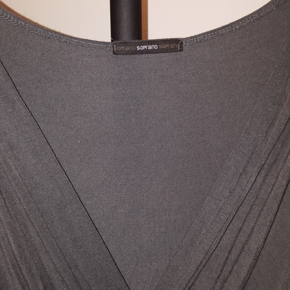 Dress - Picture 4 of 4